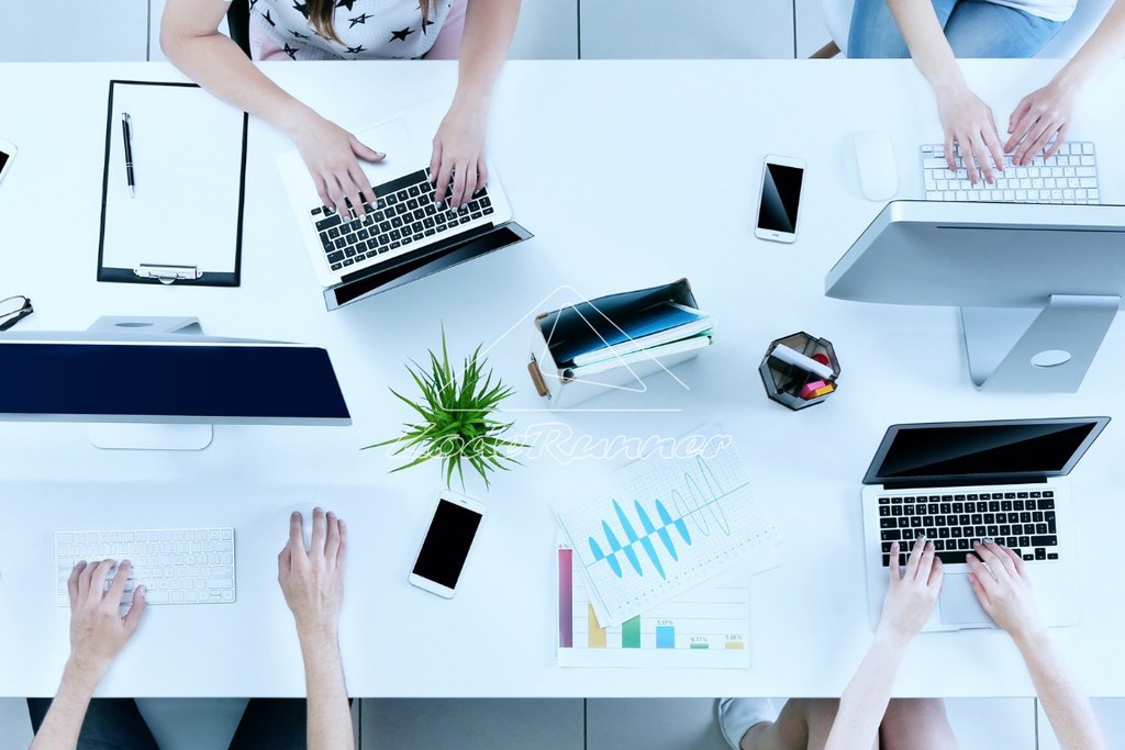 ロードランナー株式会社